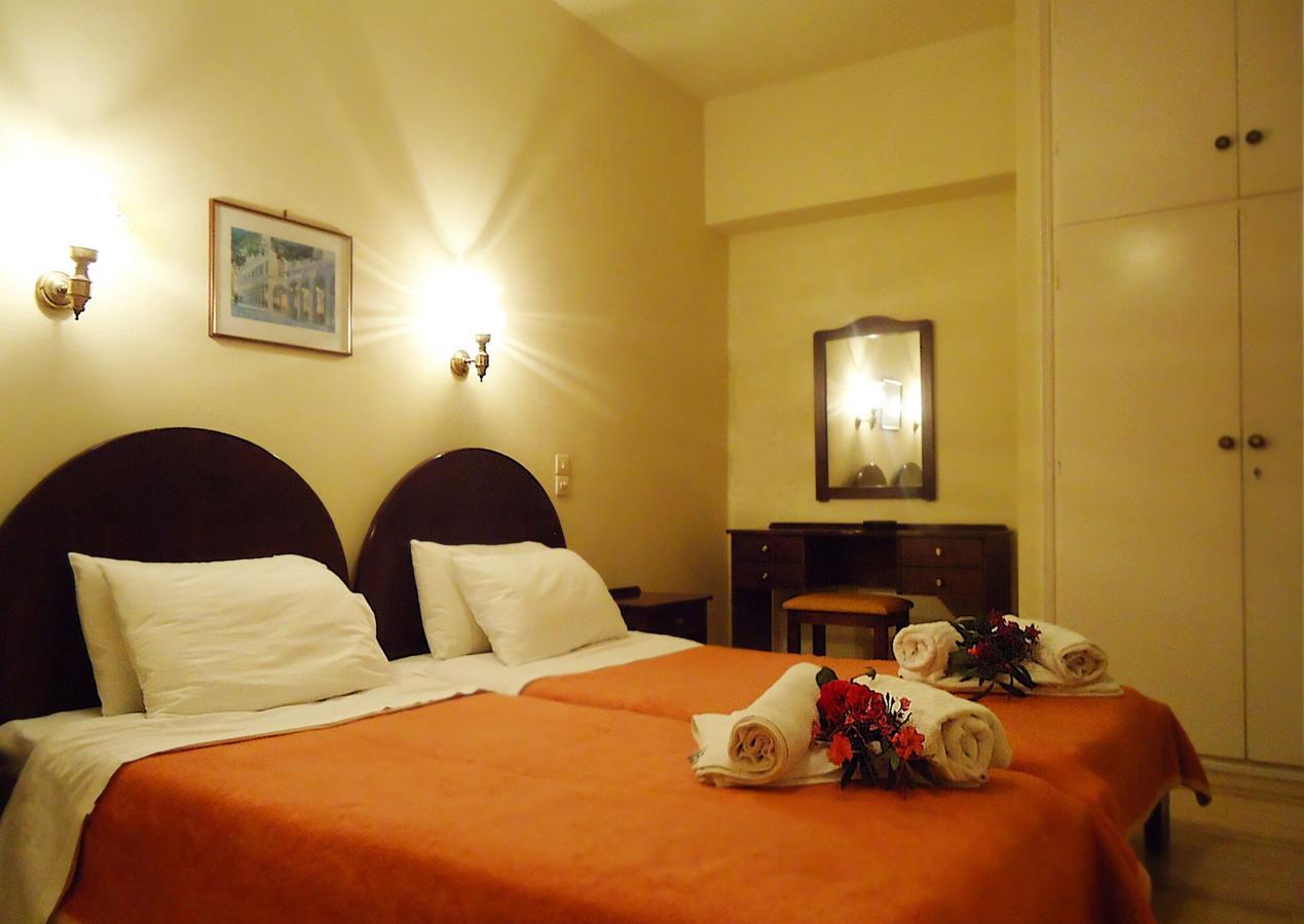 Ccb Bruskos Hotel Айос-Георгіос Екстер'єр фото
